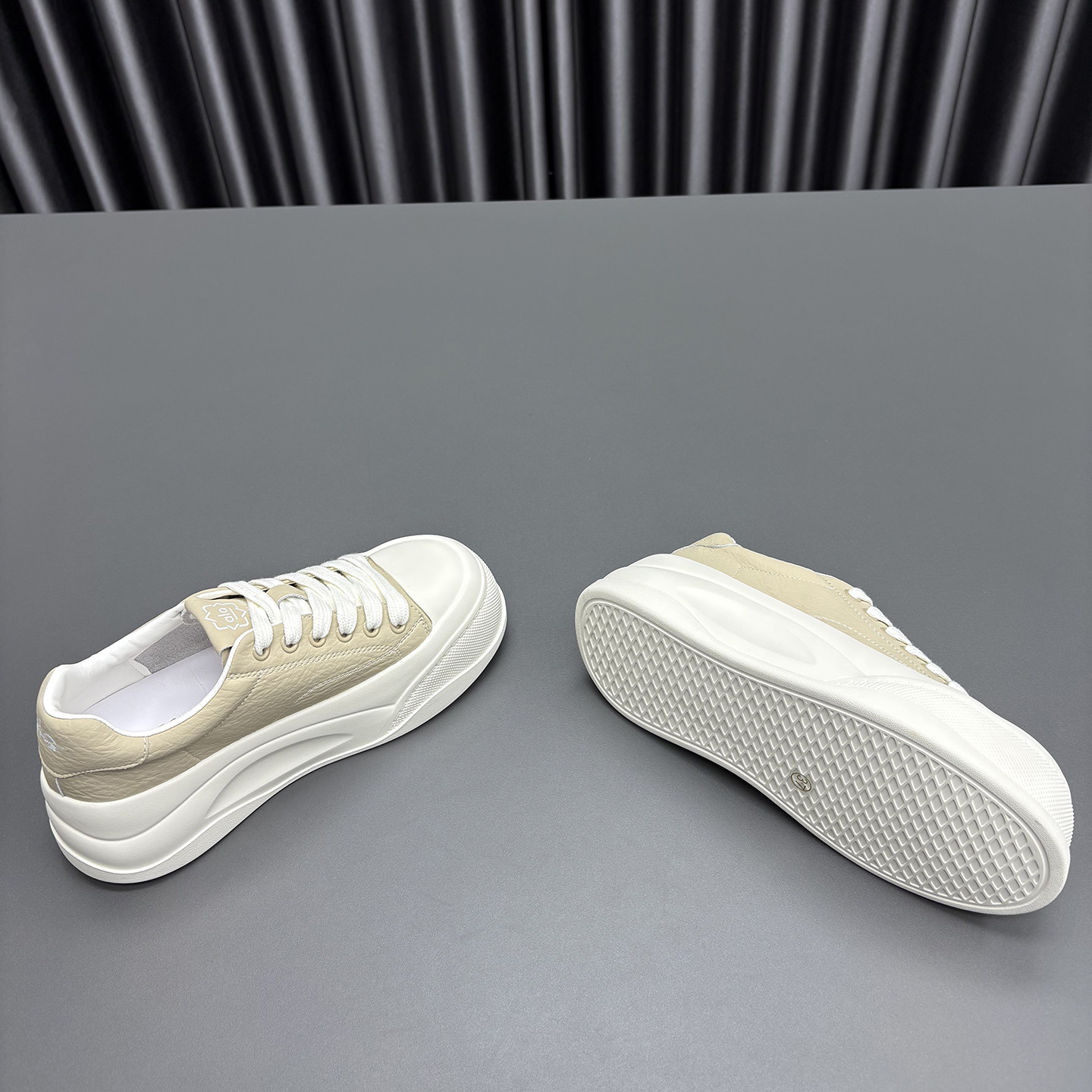 真皮小白鞋女2026春季新款圆头松糕厚底系带防滑牛皮休闲运动板鞋,淘宝优惠券,粉丝福利购,淘宝优惠卷