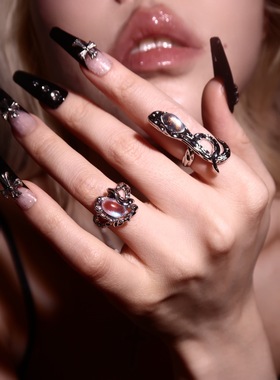 小众设计师款月光石蛇形戒指