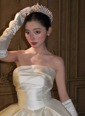 新款新娘珍珠皇冠超仙韩式水钻婚纱礼服配饰公主冠18073