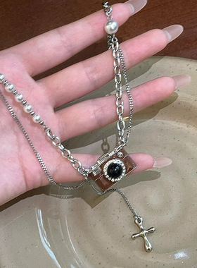 复古棕色相机流苏钛钢项链女甜酷辣妹风珍珠卫衣链设计感叠戴项链