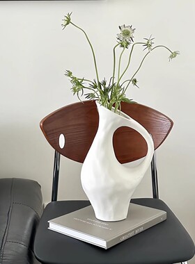 北欧ins风陶瓷花瓶轻奢插花感家家居装饰玄关花瓶陶瓷摆件