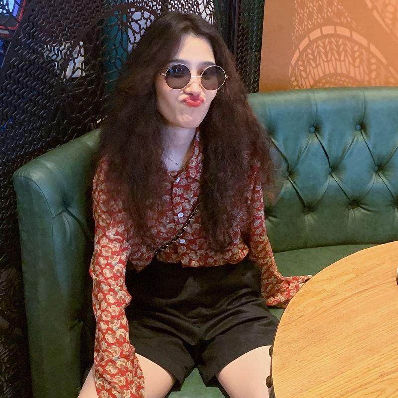 雪纺碎花衬衫女港风复古女装90年代长袖宽松印花设计感小众上衣,淘宝优惠券,粉丝福利购,淘宝优惠卷