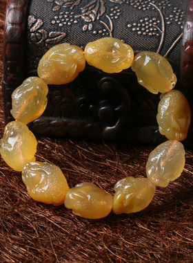 晶万顺黄兔毛金蟾新年三足手链