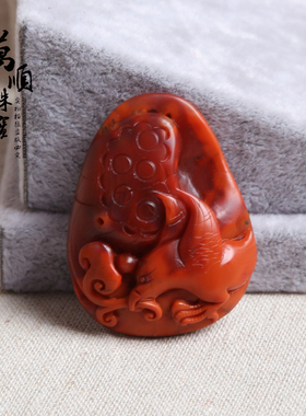 南红玛瑙吊坠连年有余大鹏展翅