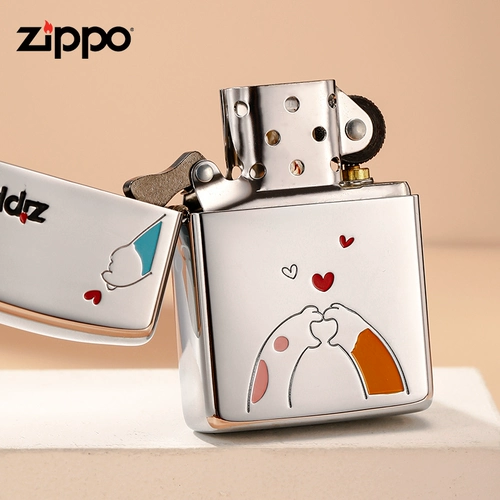 Играя более легкое Zippo Официальное официальное флагманское подлинное магазин мужской зеркальный наполнитель наполнителя, чем сердце