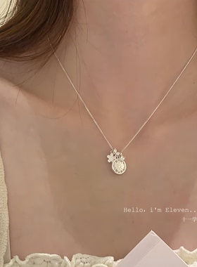 清冷感银色磨砂珠边花朵罗盘项链女春夏韩系小众高级感百搭锁骨链
