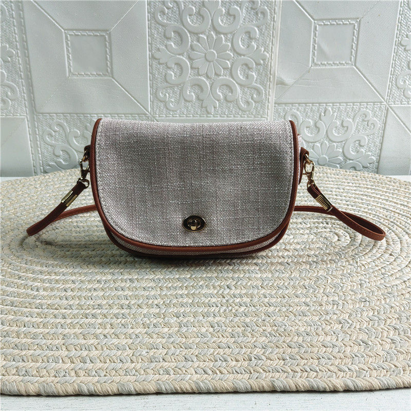 包包女半月单肩斜挎包小方包大容量百搭马鞍包翻盖帆布手机零钱包,淘宝优惠券,粉丝福利购,淘宝优惠卷