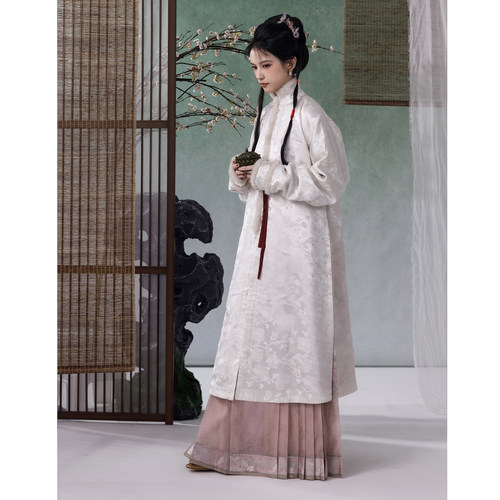 【上遥居】冷香 明原创汉服女秋冬款粉色白色立领加绒长袄 - 图2