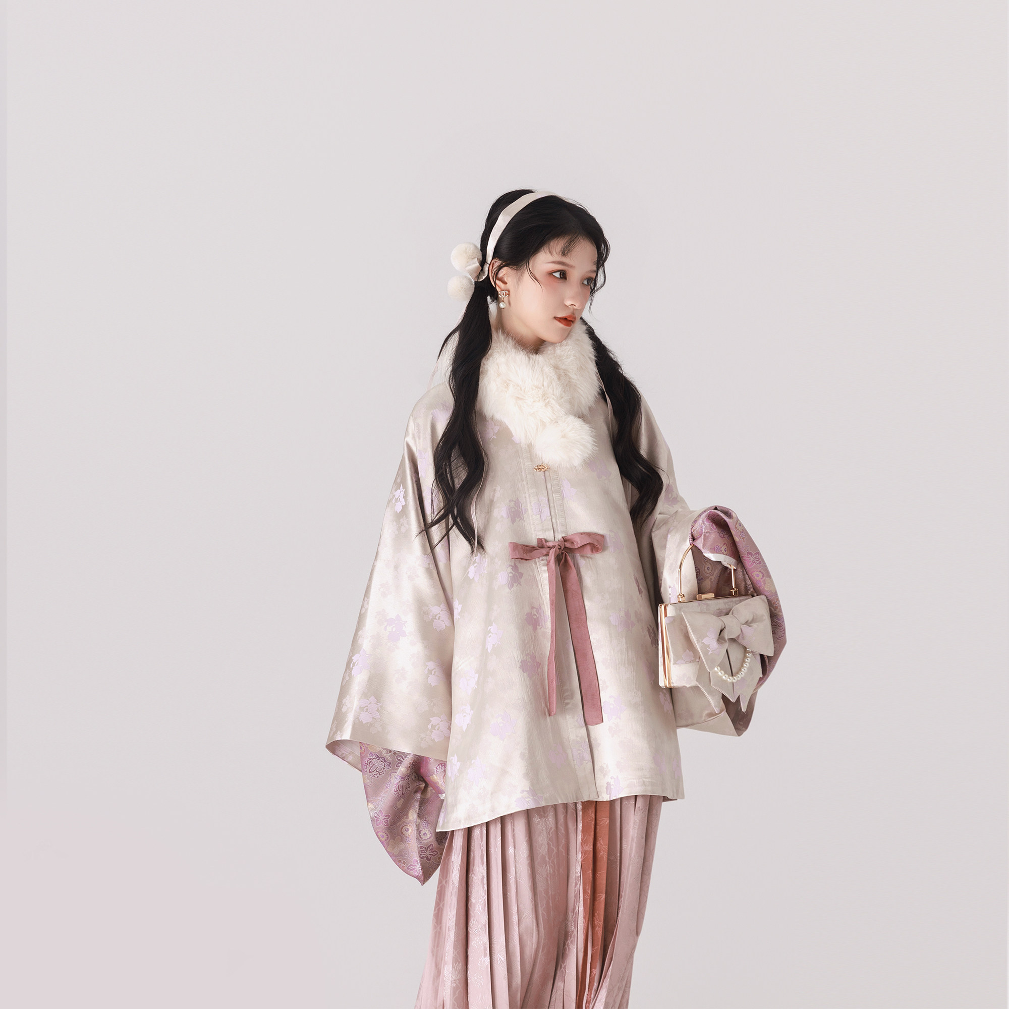 【上遥居】桃夭 明原创汉服女粉色少女系秋冬圆领对襟披袄比甲,淘宝优惠券,粉丝福利购,淘宝优惠卷