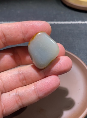 捡漏价新疆和田玉籽料青花玉原石红皮青花