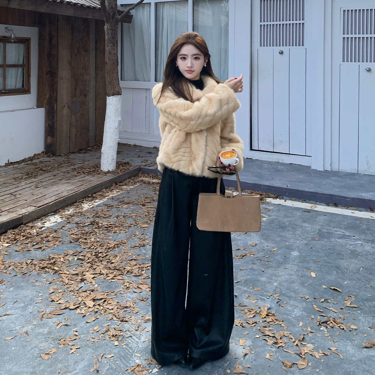 橘子树在哪儿黑色加绒pu皮裤女冬季高级感阔腿垂感显瘦百搭休闲裤,淘宝优惠券,粉丝福利购,淘宝优惠卷