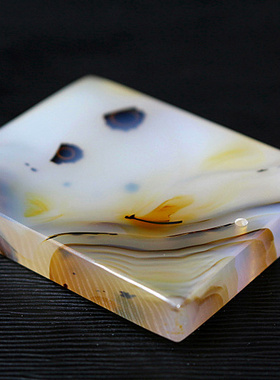 海洋玉髓巴西玛瑙平安无事牌吊坠