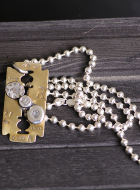 一休高山隆点金刀片个性潮流吊坠