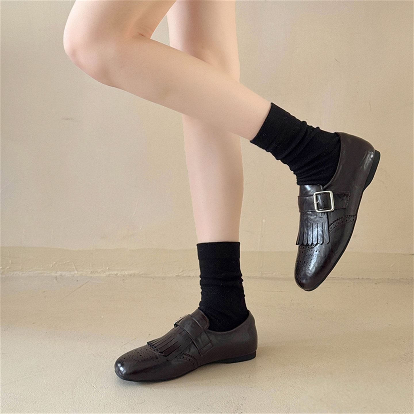 复古英伦风单鞋女2026年春季新款平底百搭乐福鞋通勤高级感小皮鞋,淘宝优惠券,粉丝福利购,淘宝优惠卷