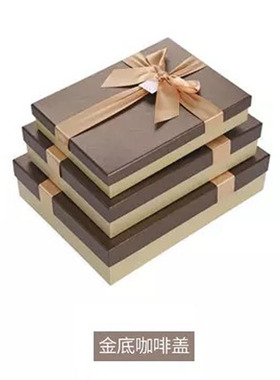 样板房衣帽间床尾飘窗服装饰品盒