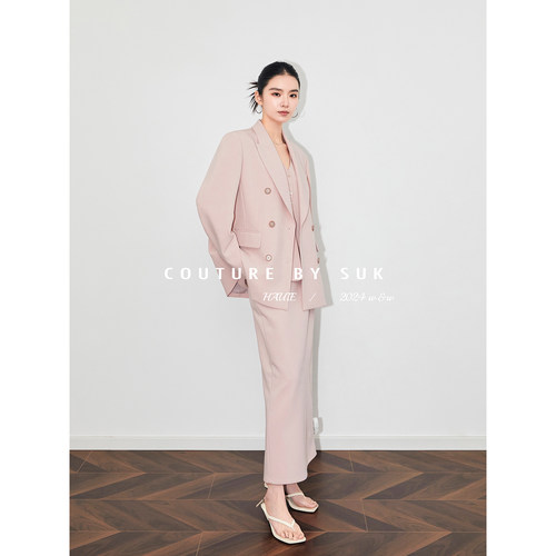 SUK Gentlewoman！老钱风纸片人马夹半裙极简宽松阔版西装三件套 - 图0