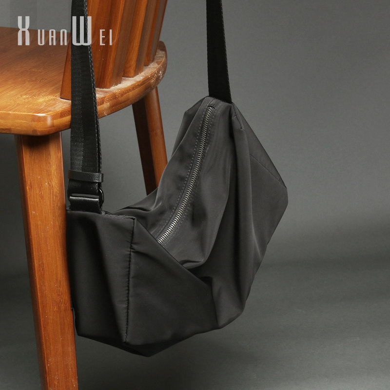 轩唯男包休闲男士小包单肩包 轩唯男士包袋