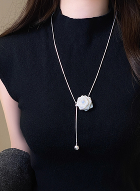 白色玫瑰花锆石抽拉式项链