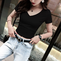 Черный V -neck