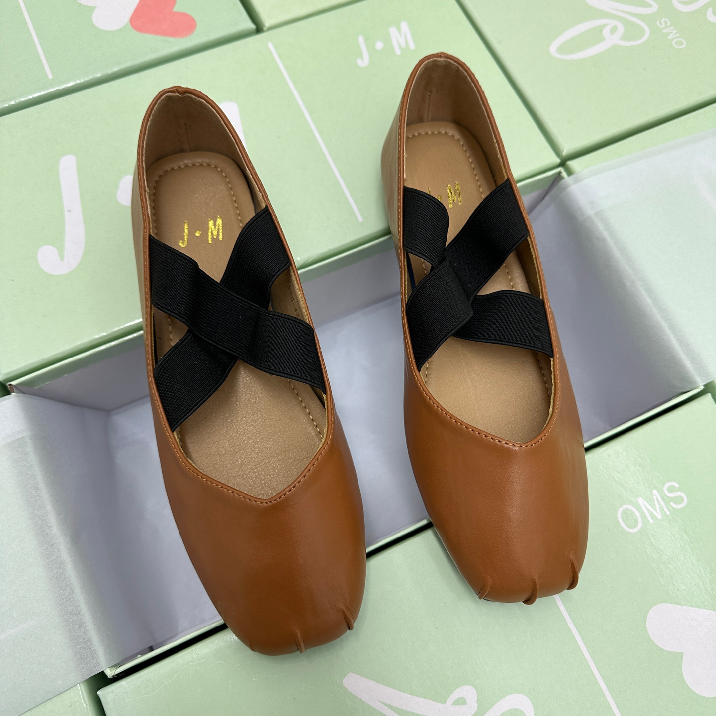 外贸大码松紧交叉带芭蕾舞鞋女方头褶皱休闲复古一脚蹬平底单鞋,淘宝优惠券,粉丝福利购,淘宝优惠卷