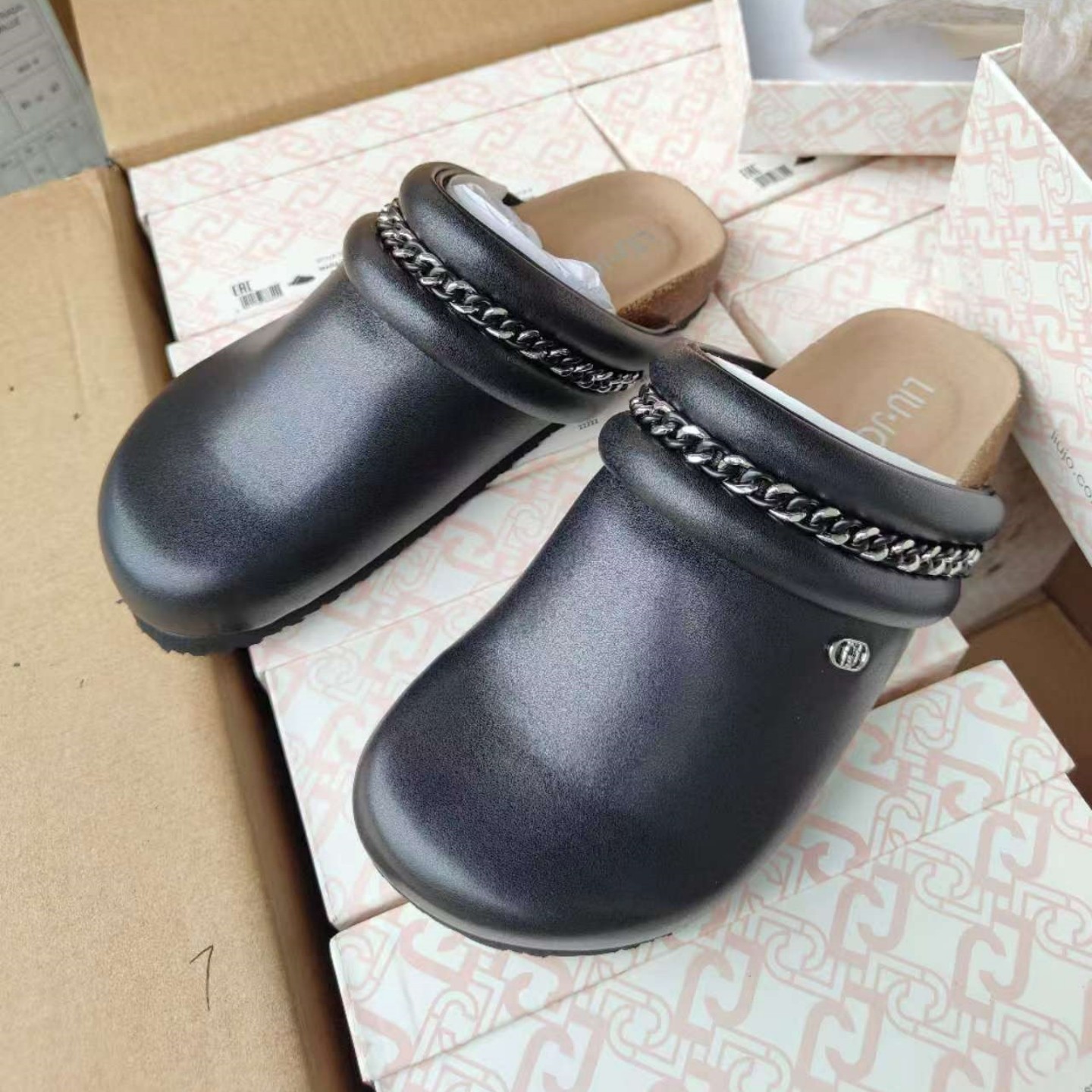 外贸W单简约百搭厚底半拖女休闲圆头金属链舒适透气懒人包头拖鞋,淘宝优惠券,粉丝福利购,淘宝优惠卷