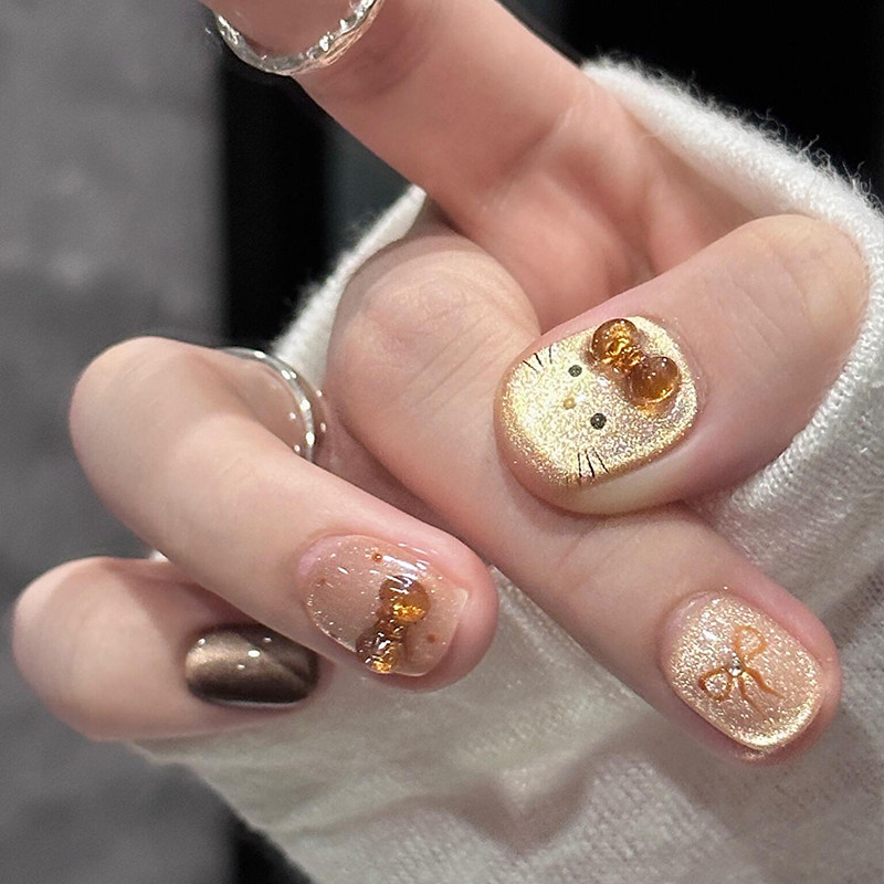 手工金色猫眼穿戴甲kitty美甲短款2026新款高级感秋冬美拉德显白,淘宝优惠券,粉丝福利购,淘宝优惠卷