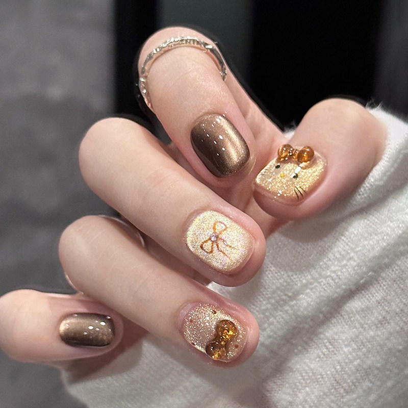 手工金色猫眼穿戴甲kitty美甲短款2026新款高级感秋冬美拉德显白,淘宝优惠券,粉丝福利购,淘宝优惠卷