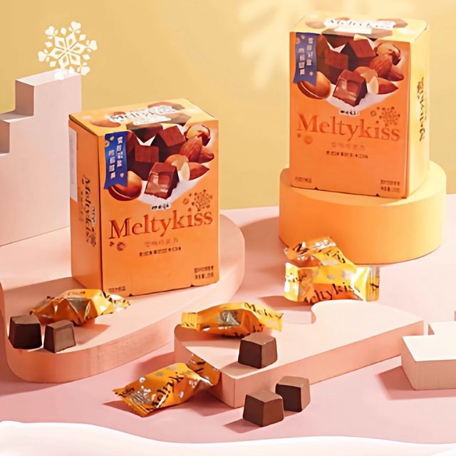 Meiji Snow Kiss Chocolate 29g box filled chocolate snacks Christmas gift