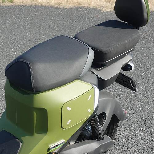 适配小牛电动车UQI+ U2 F400t  MT加宽加厚分体后座坐垫靠背配件 - 图1