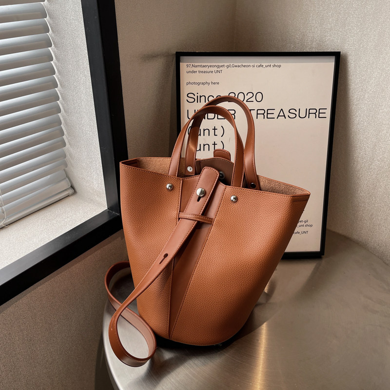 水桶包女2025新款法式小众大容量通勤手提菜篮子包休闲单肩斜挎包,淘宝优惠券,粉丝福利购,淘宝优惠卷