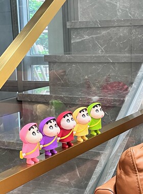 创意小新桌面摆件五只雨衣潮玩