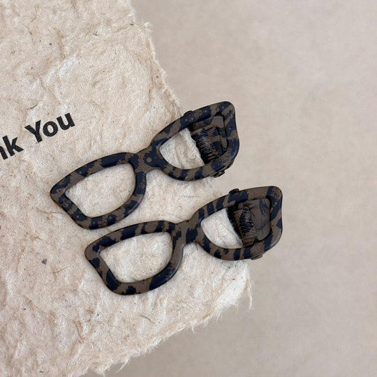 Korean new retro leopard print glasses side hair clip niche design 2025 summer fashion cute bangs clip