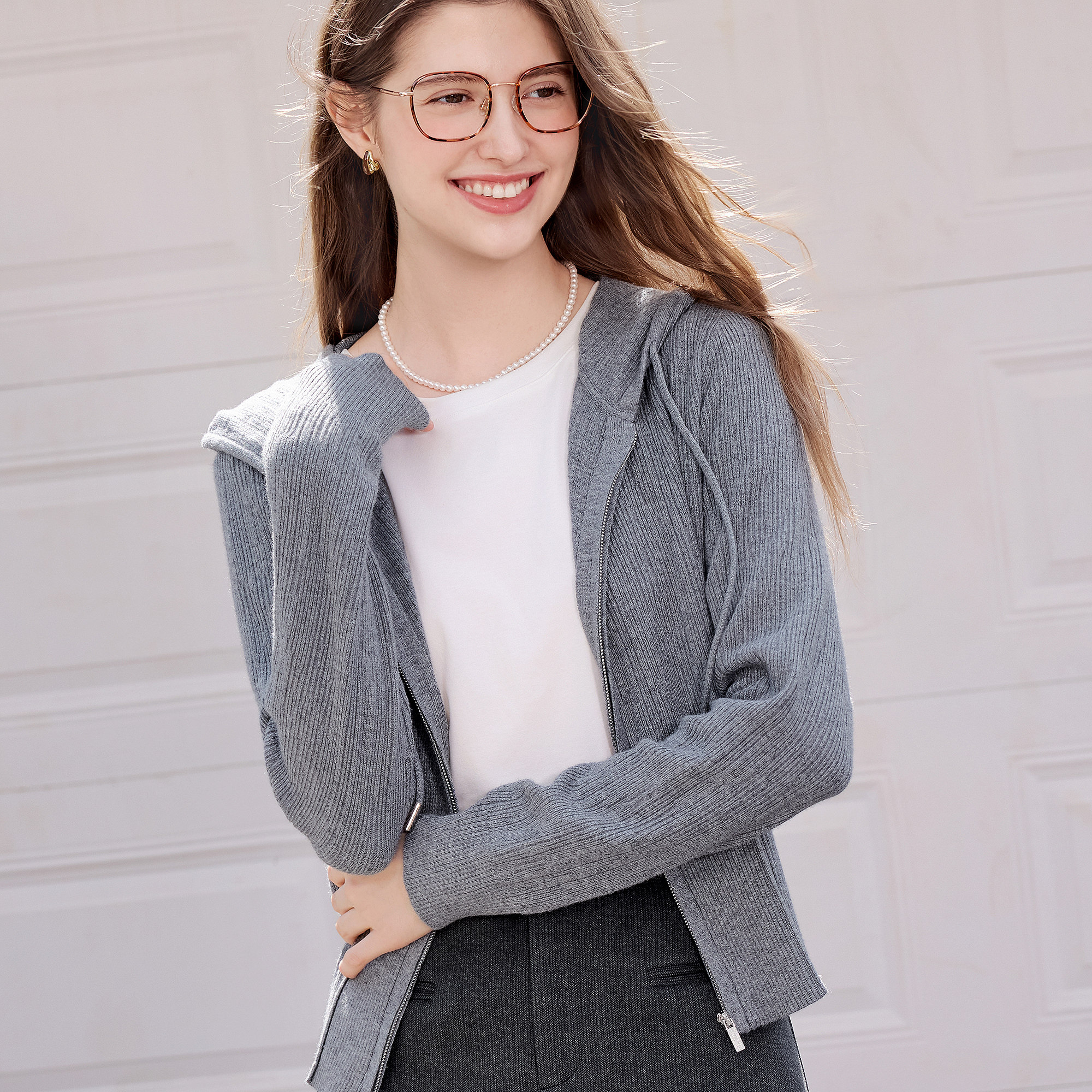 betu百图时尚坑条连帽针织开衫女2025年秋季新款针外穿毛衣外套