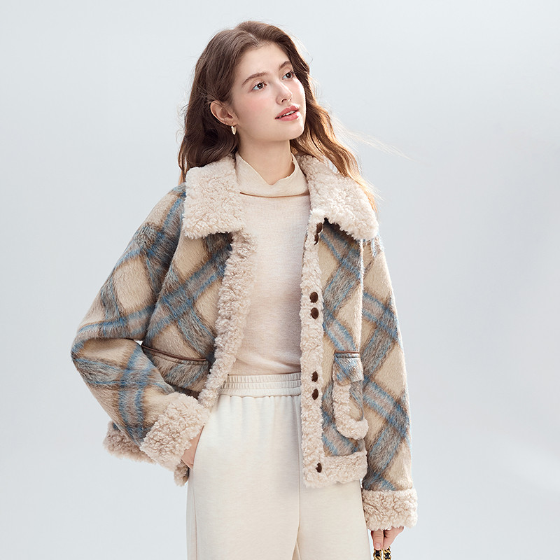 【所有女生的衣橱直播间]betu格子外套+仿牛角扣外套+毛衣+半身裙,淘宝优惠券,粉丝福利购,淘宝优惠卷