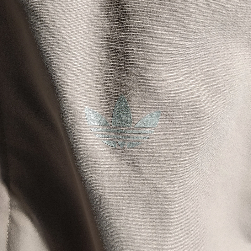 Adidas阿迪达斯三叶草外套男子中长款训练运动防风撞色夹克HE6623-图1