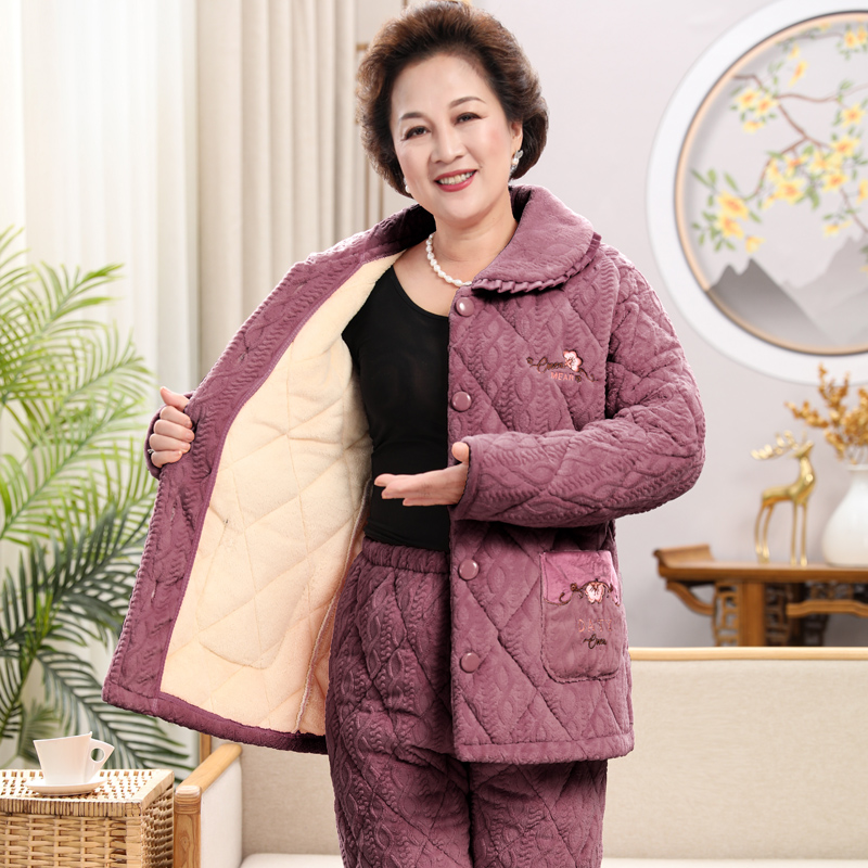 秋冬季夹棉睡衣女士中老年人三层加厚中年妈妈珊瑚绒加绒保暖套装