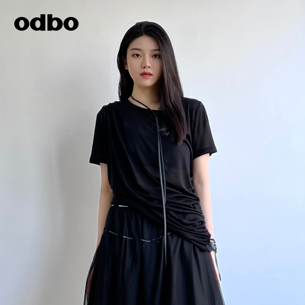 odbo/欧迪比欧原创设计古希腊单边碎褶薄款t恤女早秋2023新款上衣