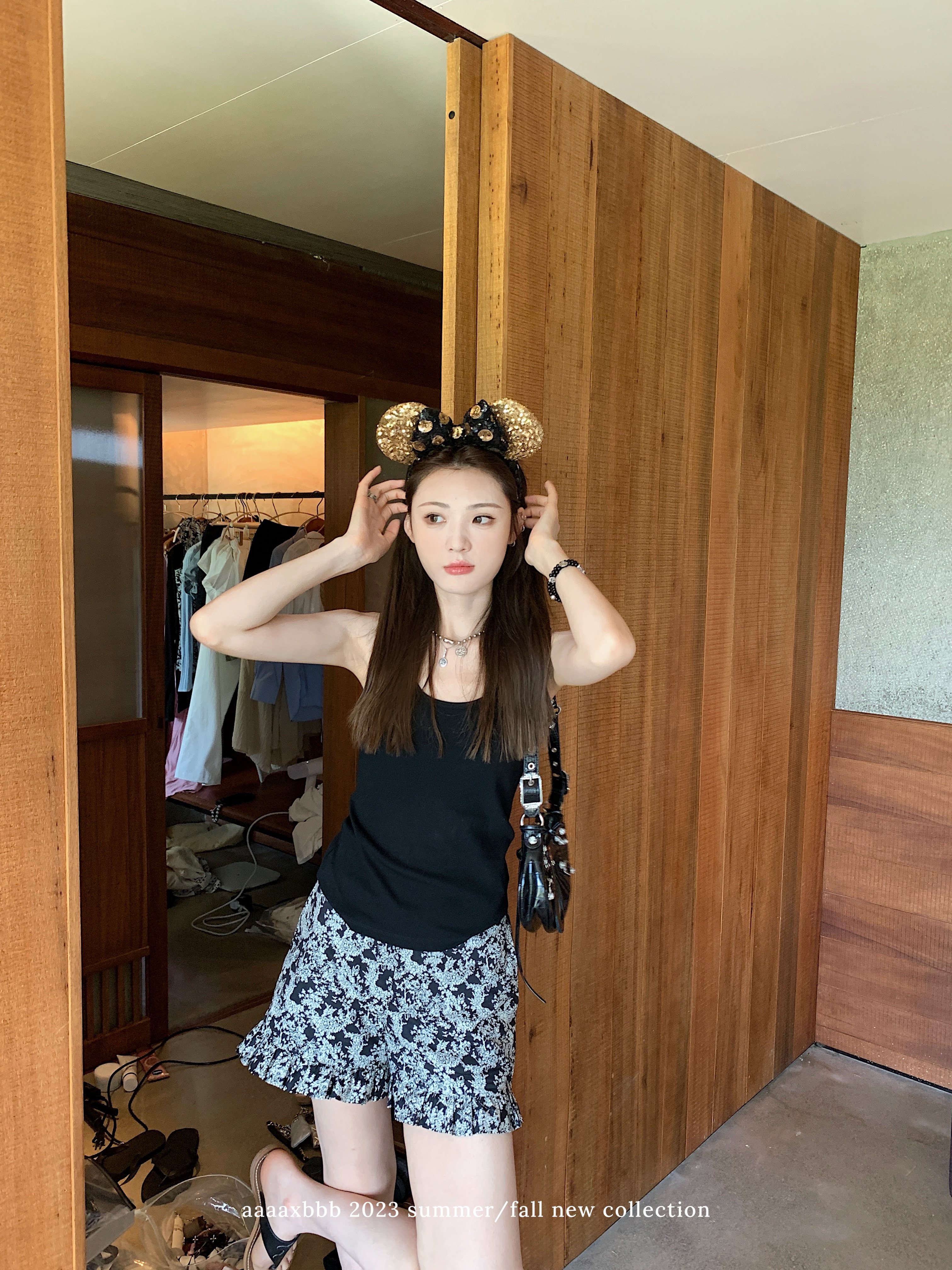 aaaaxbbb 夏末的马蒂斯 复古黑灰印花套装无袖上衣女娃娃衫短裤,淘宝优惠券,粉丝福利购,淘宝优惠卷