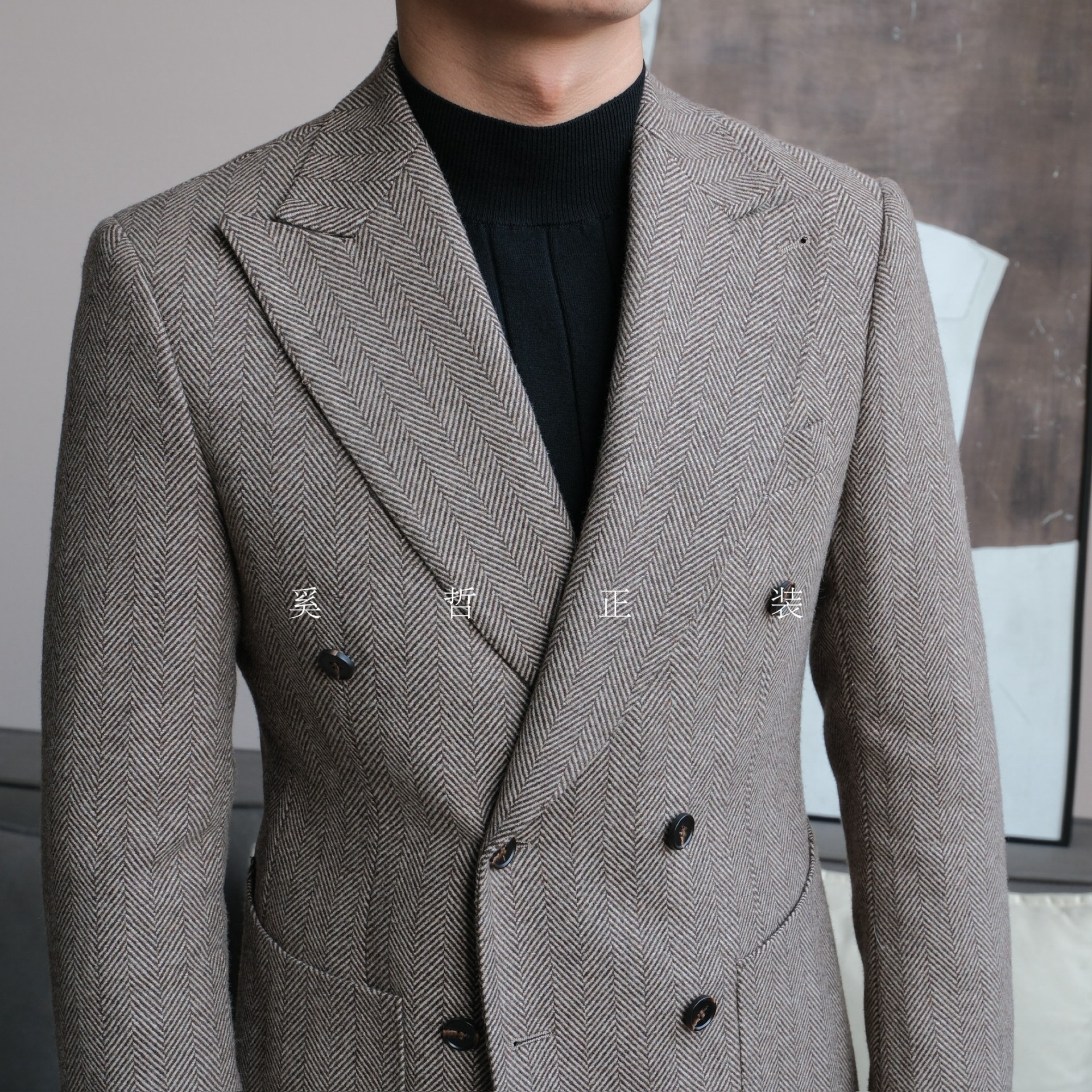 秋冬新款老钱风人字纹羊毛混纺绅士双排扣西服6165,淘宝优惠券,粉丝福利购,淘宝优惠卷