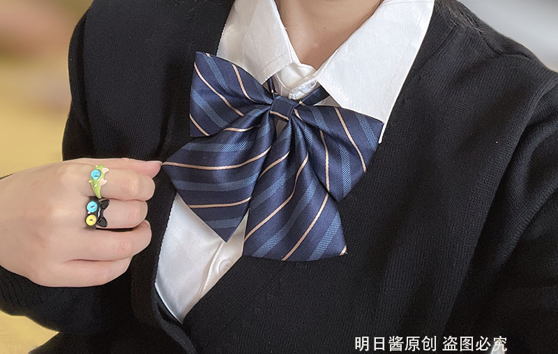 垫底辣妹同款领结免打条纹深色平角蝴蝶结jk衬衣校园明日同学 - 图2