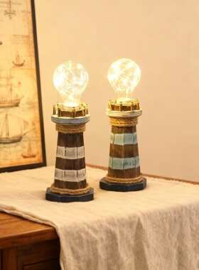 复古灯塔造型LED灯串桌面摆件