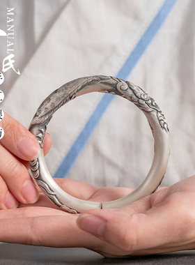 寸银坊云南足银手工錾刻浮雕复古做旧百解貔貅手镯.传承