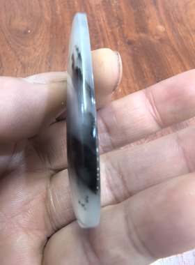 新疆和田籽料青花玉椭圆形牌子