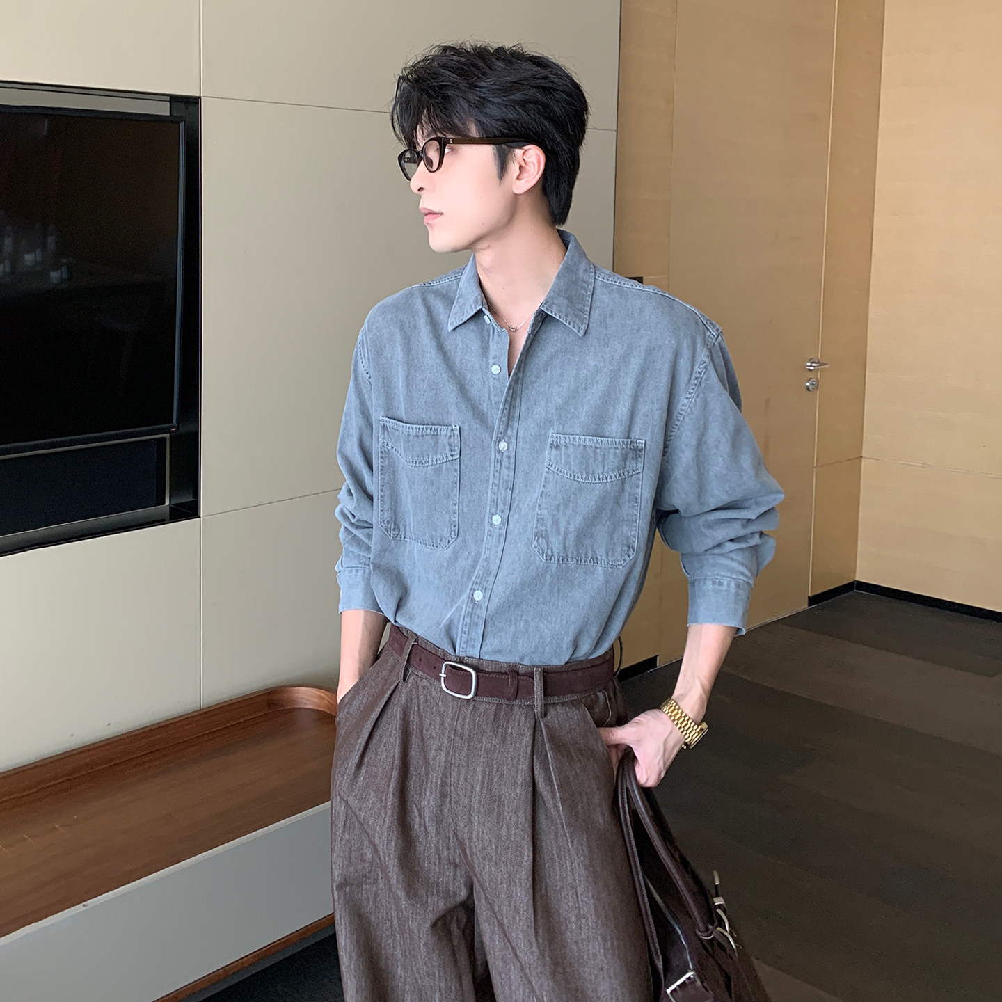 Hualun春秋薄款巨好看的牛仔衬衫男宽松潮流长袖翻领衬衣百搭上衣,淘宝优惠券,粉丝福利购,淘宝优惠卷