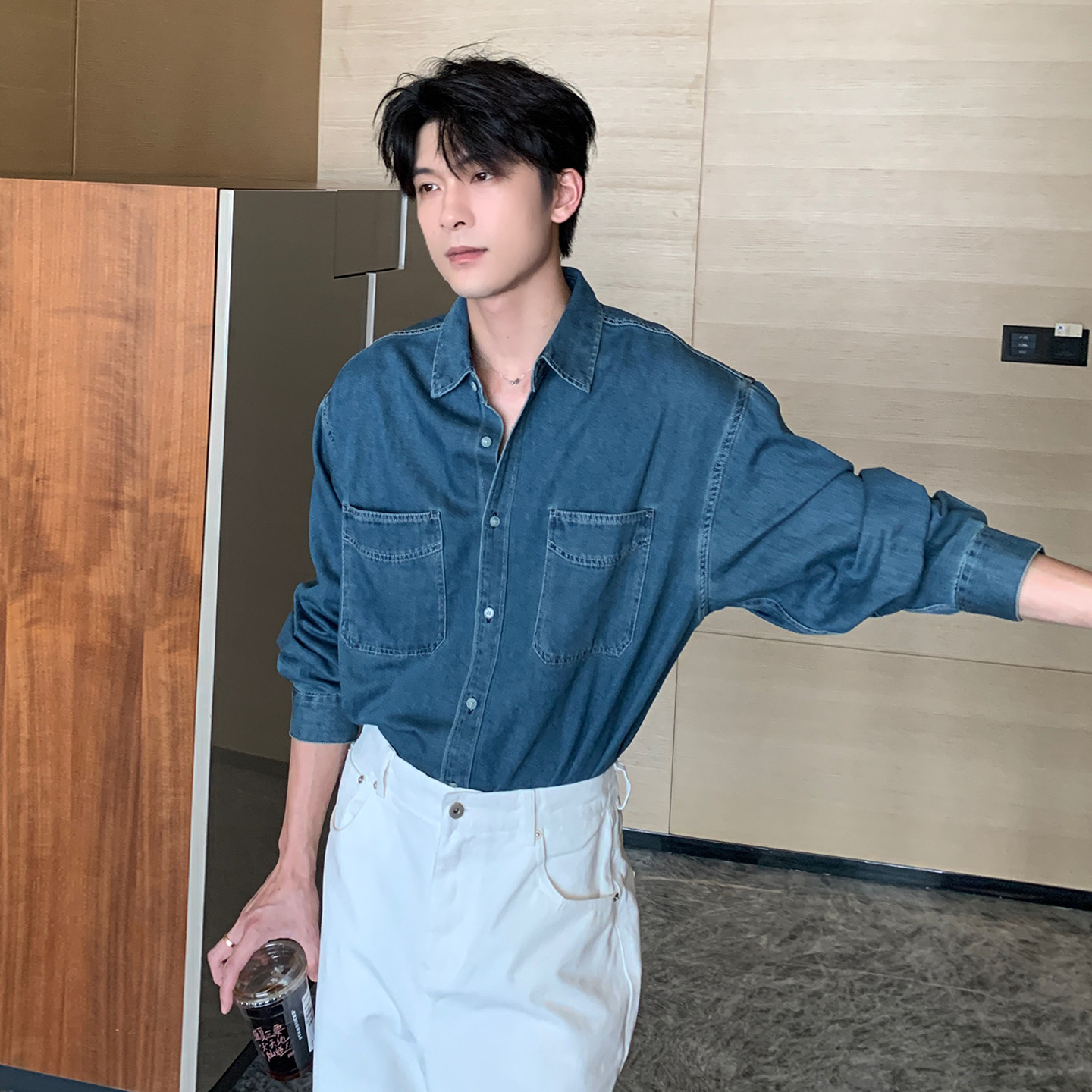 Hualun春秋薄款巨好看的牛仔衬衫男宽松潮流长袖翻领衬衣百搭上衣,淘宝优惠券,粉丝福利购,淘宝优惠卷