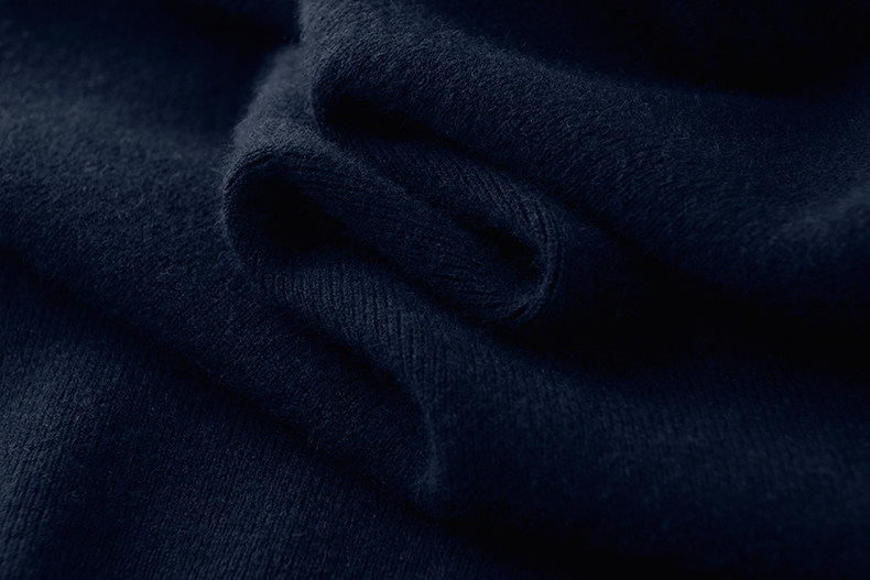 赞爆！自带气场真心漂亮！撞色弯刀袖修身羊绒衫女圆领纯羊绒毛衣,淘宝优惠券,粉丝福利购,淘宝优惠卷