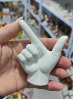 非偏远地区凑满19包邮部分瑕/手势小摆件