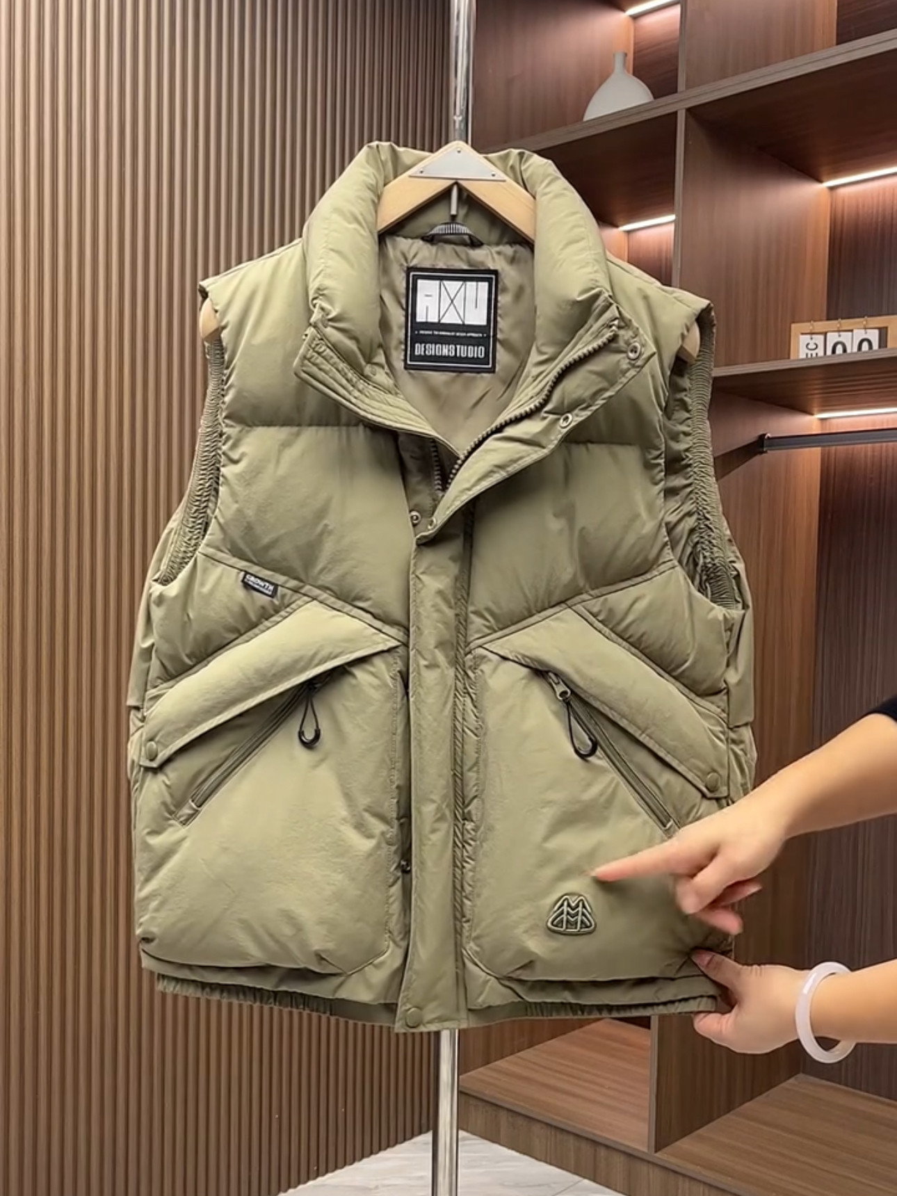 2025秋冬加厚保暖棉马甲男潮牌时尚痞帅夹棉坎肩外套工装百搭背心,淘宝优惠券,粉丝福利购,淘宝优惠卷