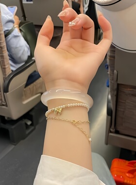 白月光香槟金玛瑙手镯