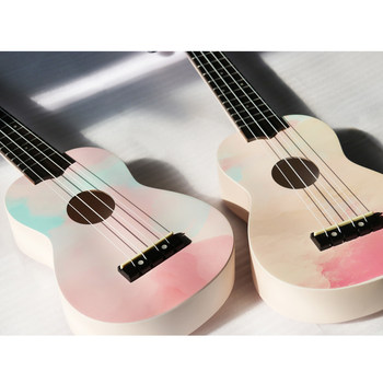 ukulele ເດັກຊາຍແລະເດັກຍິງຮູບຮ່າງດີ 23 ນິ້ວ ukulele ສໍາລັບຜູ້ເລີ່ມ 21 ນິ້ວນັກຮຽນເຂົ້າລະດັບ ukulele ເດັກນ້ອຍທີ່ຫນ້າຮັກ